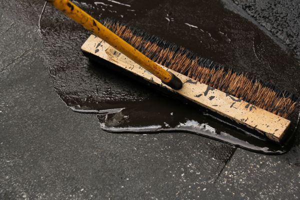 Commercial Asphalt Sealing in Marana