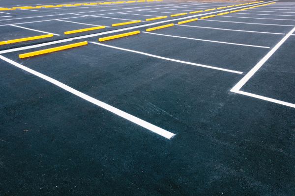 Asphalt Parking Lot Sealing in Marana