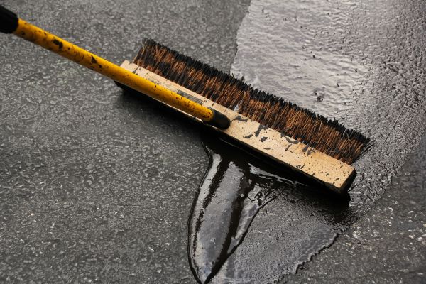 Asphalt Driveway Sealing in Marana