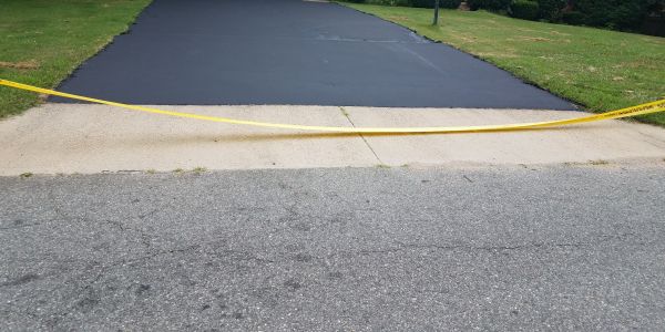 Driveway Sealcoating in Marana